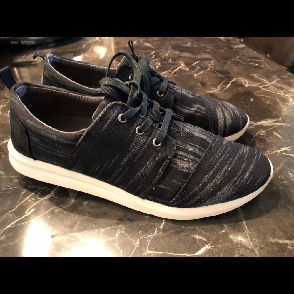 Tom’s Del Rey Sneakers, Size 9